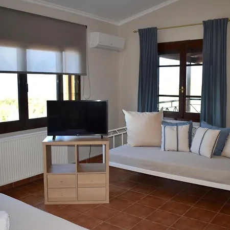 Ampelos Hillside * Akrata