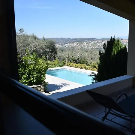 Ampelos Hillside Villa *