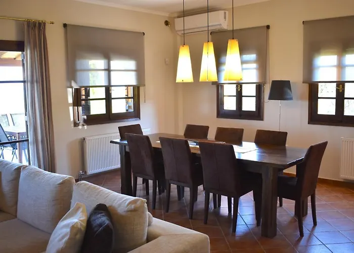 Ampelos Hillside Вилла