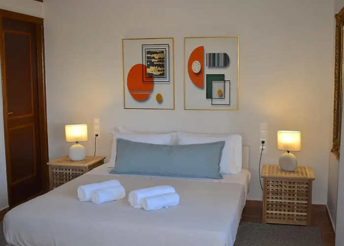 Villa Ampelos Hillside *